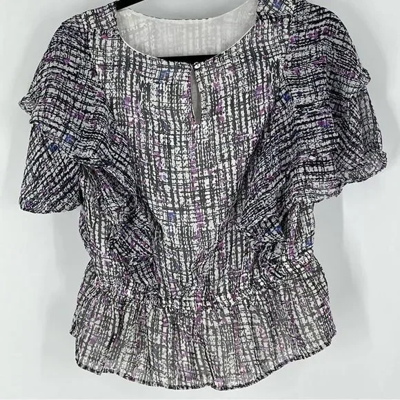 NWT EXPRESS WOMEN’s top, blouse, short sleeve with lots of ruffles, size Large - Picture 9 of 9
